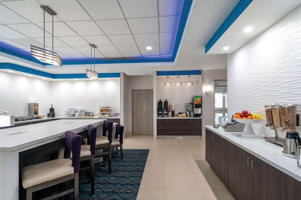 La Quinta By Wyndham Latham Albany Airport Hotel Kültér fotó