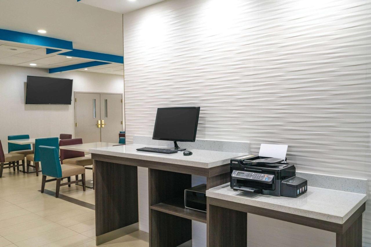 La Quinta By Wyndham Latham Albany Airport Hotel Kültér fotó