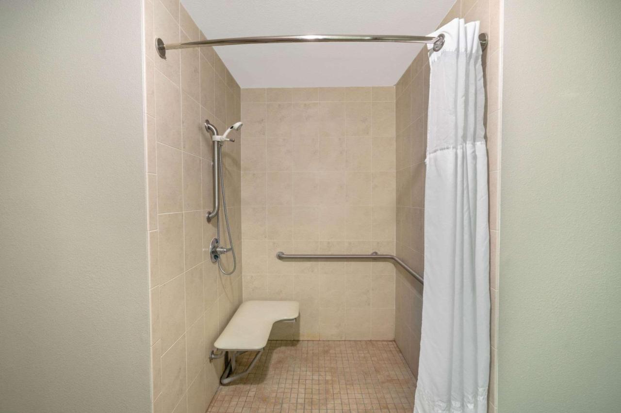 La Quinta By Wyndham Latham Albany Airport Hotel Kültér fotó