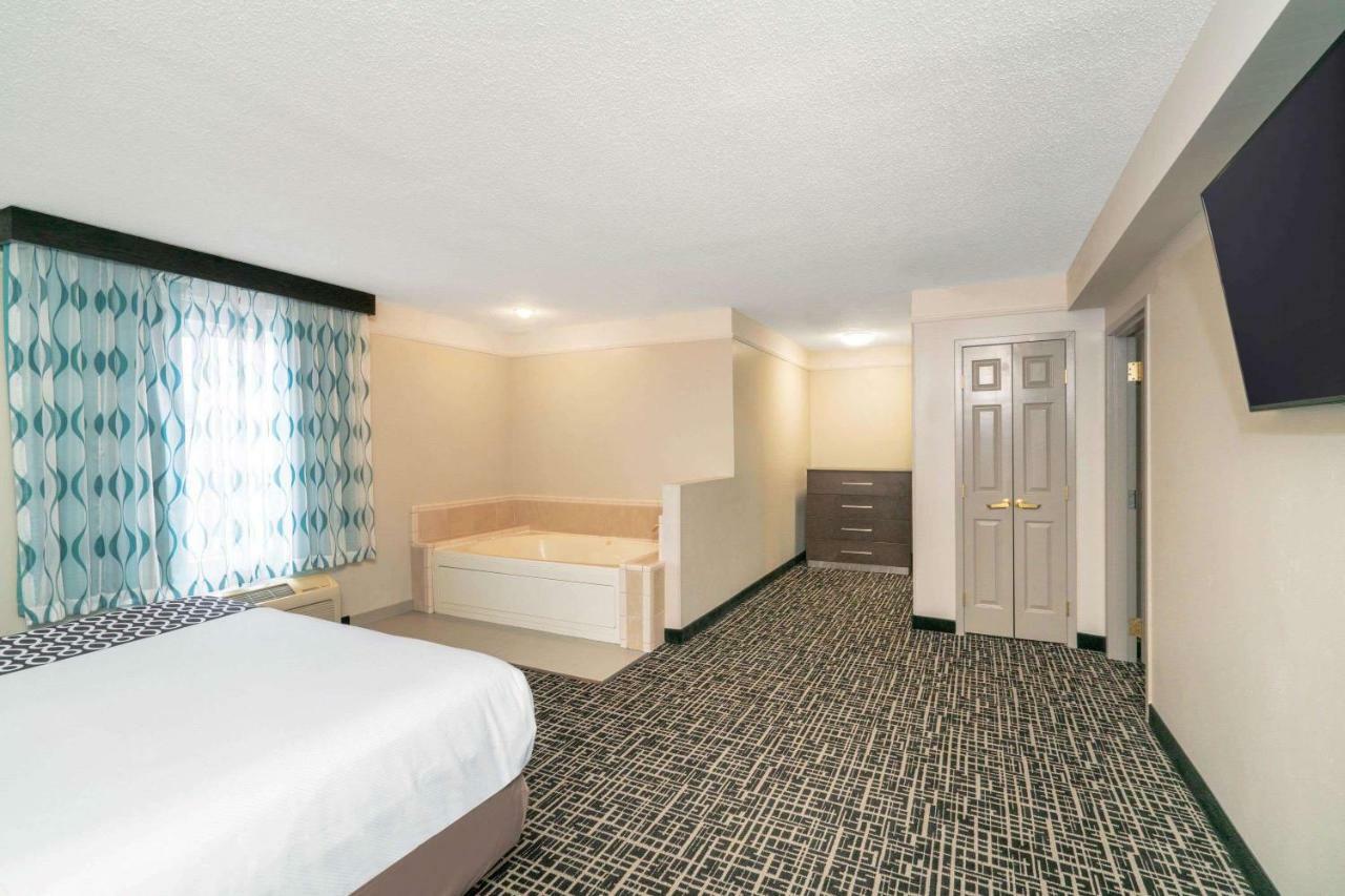 La Quinta By Wyndham Latham Albany Airport Hotel Kültér fotó